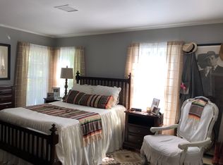 1313 S Azalea Dr, Tyler, TX 75701