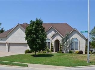 3333 S Sulgrove Ave, Springfield, MO 65804