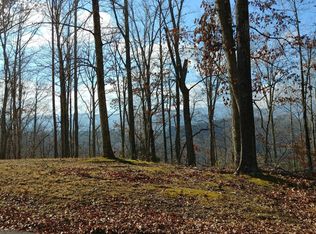 N Shorewood Dr, Caryville, TN 37714