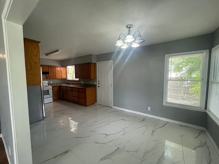 4501 Moravian Dr — Photo 5