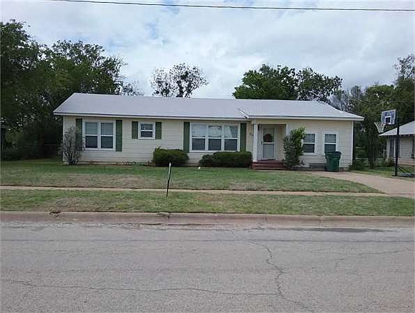 1st image of 207 S Ash St