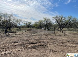 236 Western Lane Rd, Leesville, TX 78122