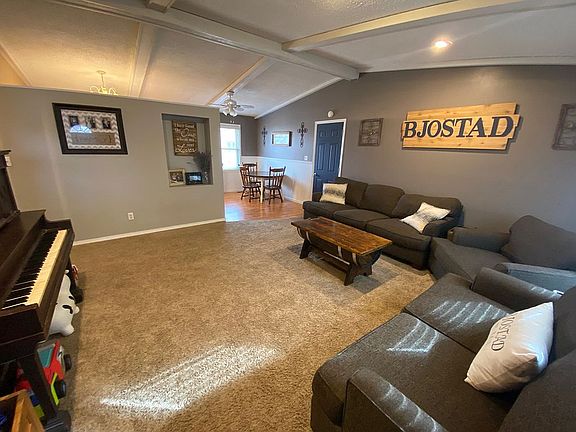 1st Floor Living Room