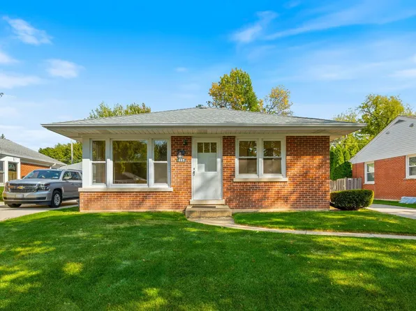 117 S Belmont Ave, Arlington Heights, IL 60005