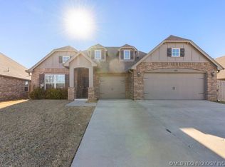 11328 S Adams St, Jenks, OK 74037