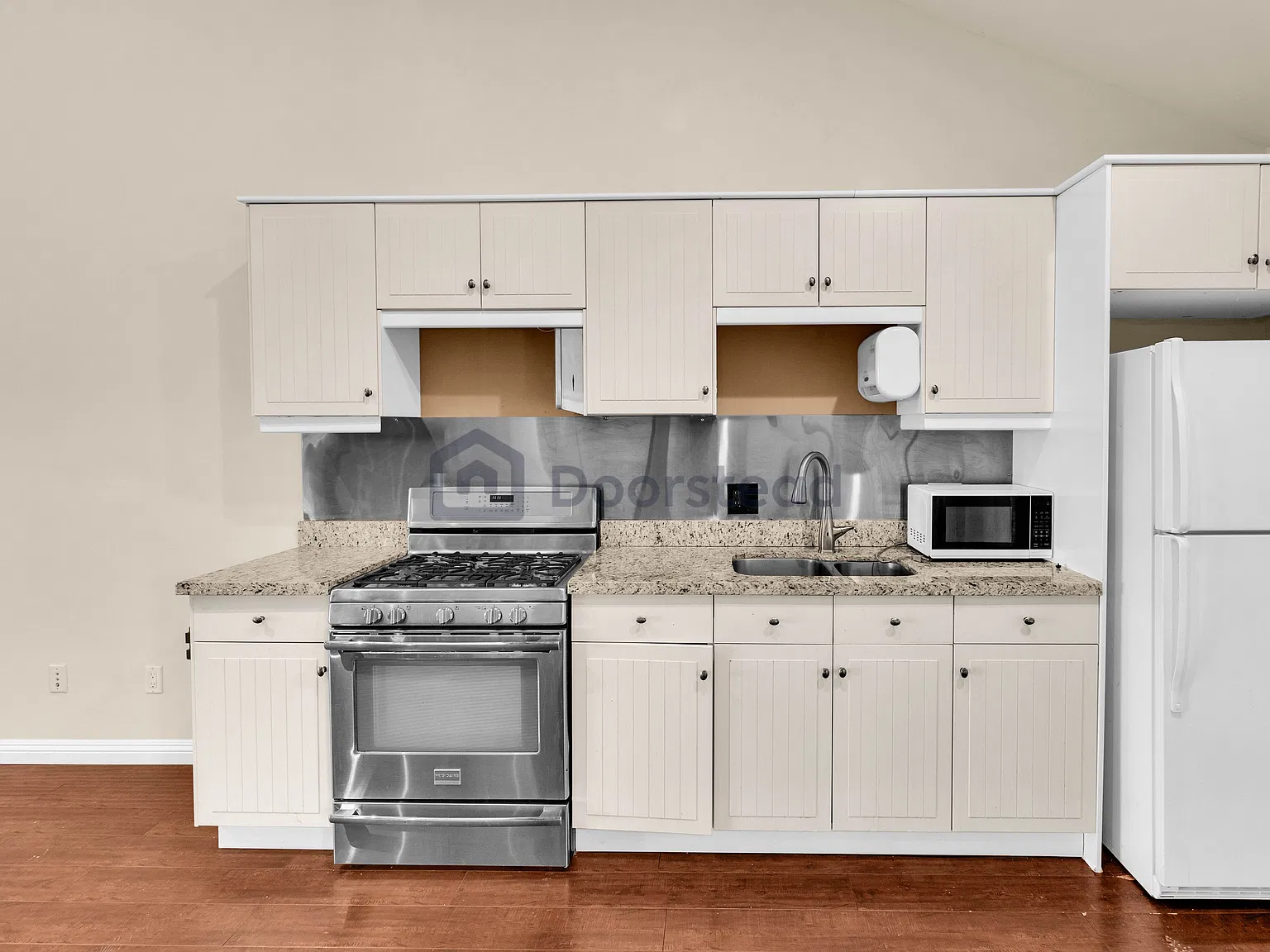 Studio, 1.0 bath, 500 sqft, $2,400 — Photo 3