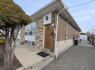 199 Gracedale Blvd, Toronto, ON M9L 2C3