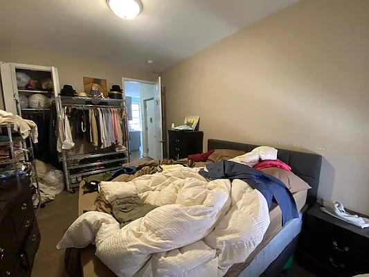 Rented by Mdays Realty | media 32