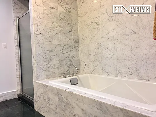 Rented by Citi Habitats | media 36