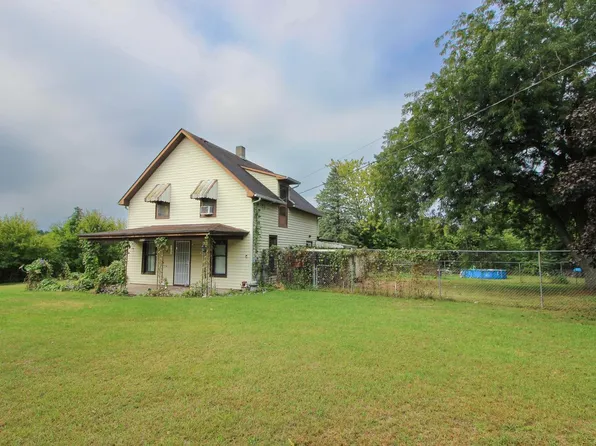 6535 S State Road 39, North Judson, IN 46366