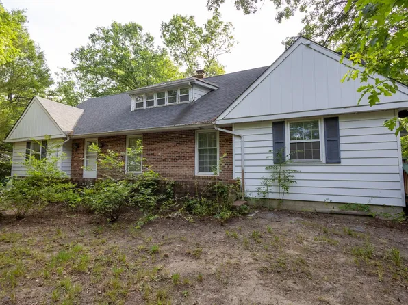 6080 Birch St, Mays Landing, NJ 08330