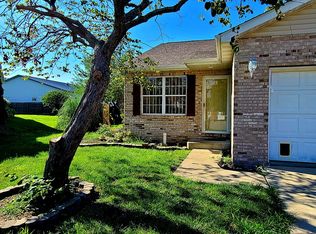 134 Regency Pl, Millstadt, IL