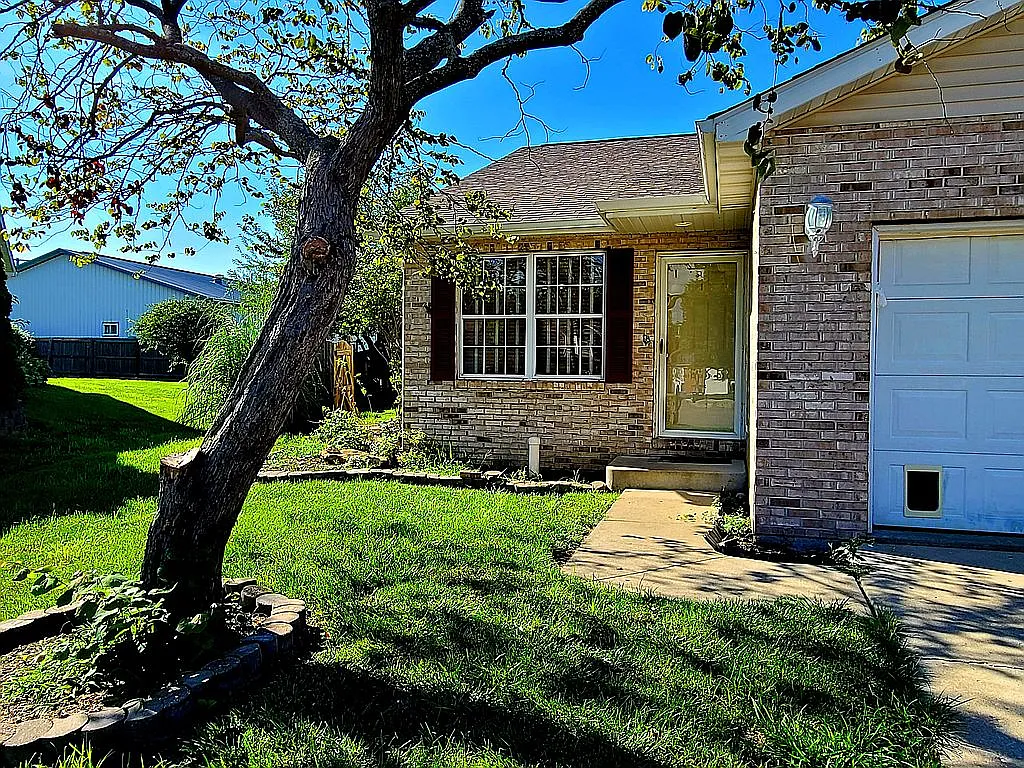 134 Regency Pl photo 1