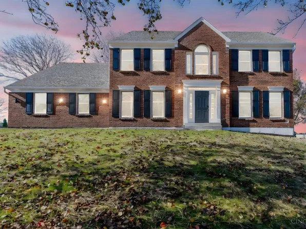 8237 Eagleridge Dr, West Chester, OH 45069