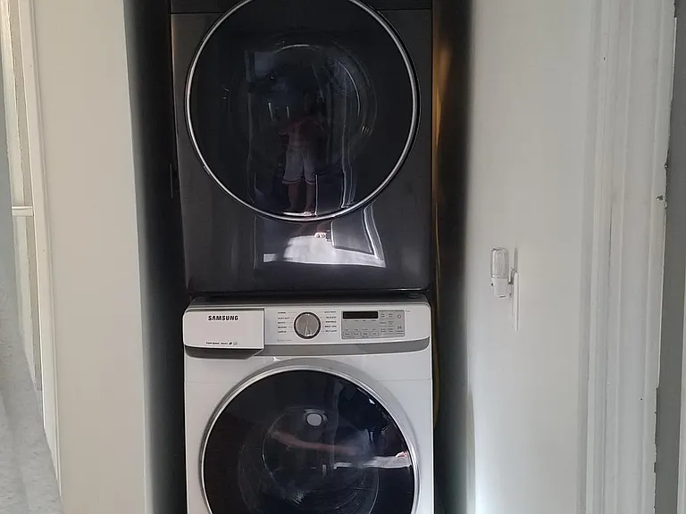 In Unit Laundry. Modern, not coin op!