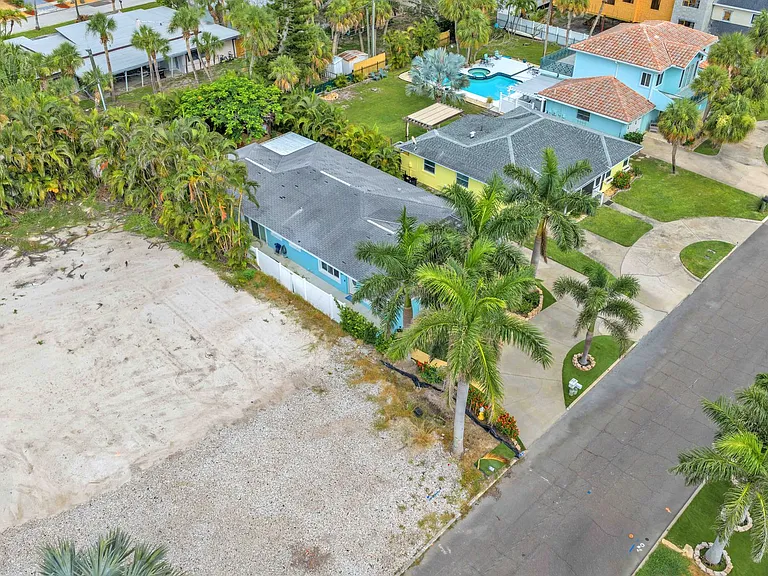 3111 Maritana Dr — Photo 37