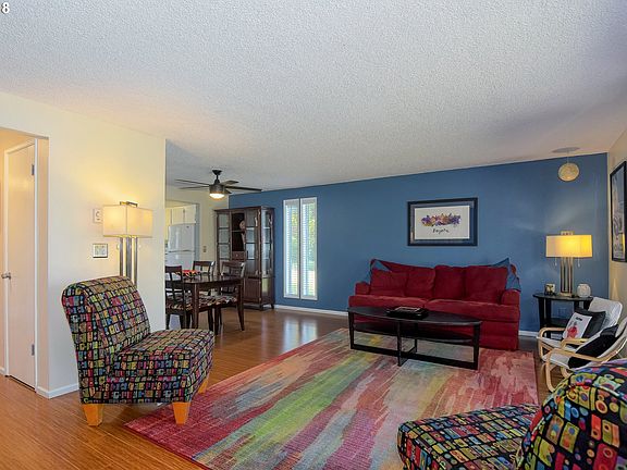 4th image of 13600 NE 18th St APT 25