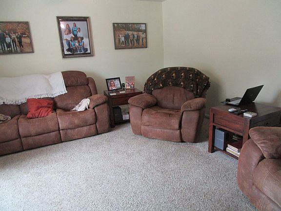 5th image of 1304 S James Ave