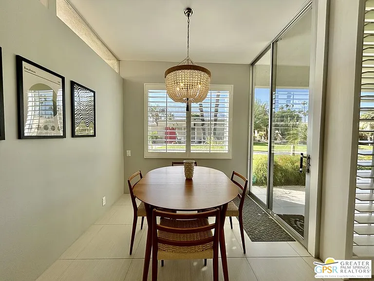 306 Desert Lakes Dr — Photo 8