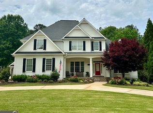 325 Highgrove Dr, Fayetteville, GA 30215
