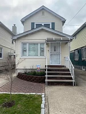 2nd image of 2120 Kimball St