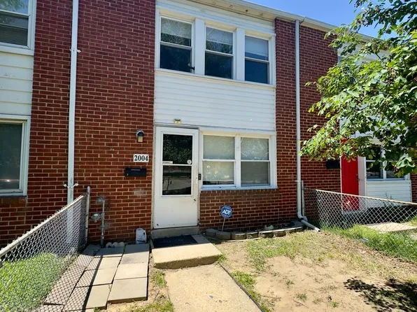 2004 Larkhall Rd, Dundalk, MD 21222