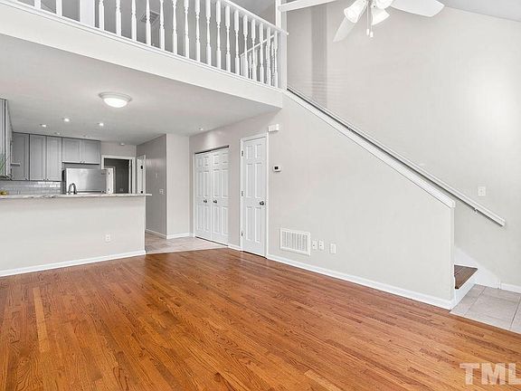 3rd image of 100 McGregor Dr #100