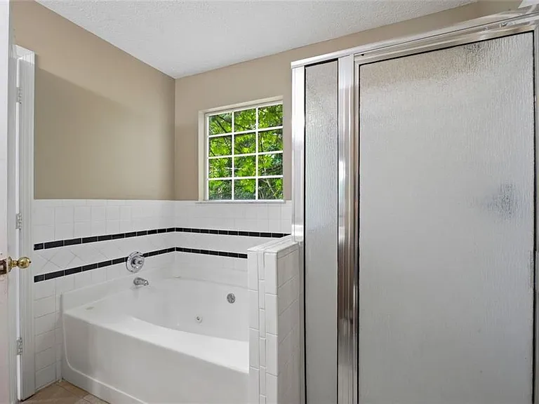 800 Revena Dr — Photo 20