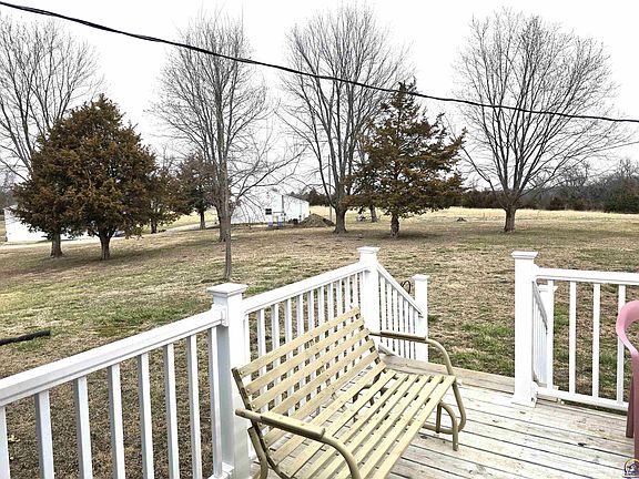 5th image of 3916 SE Tecumseh Rd