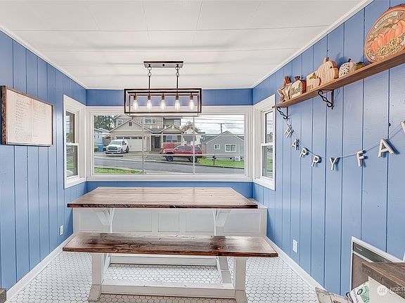5th image of 801 N 18th Avenue