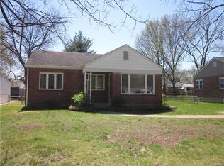 236 Cannonbury Dr, Saint Louis, MO