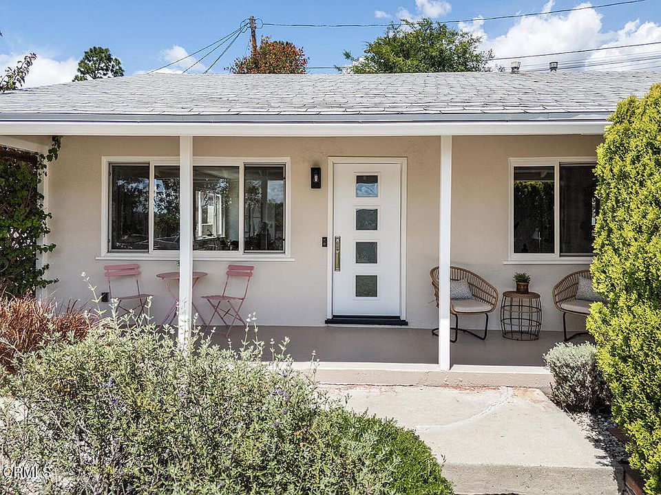1st image of 3663 Roderick Rd