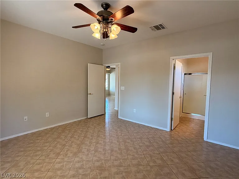 2523 Romanza Rd — Photo 17