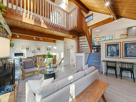 3rd image of 1616 Roxbury Rd