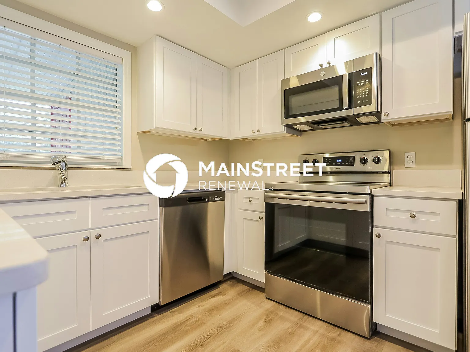 2120 Redleaf Dr — Photo 4