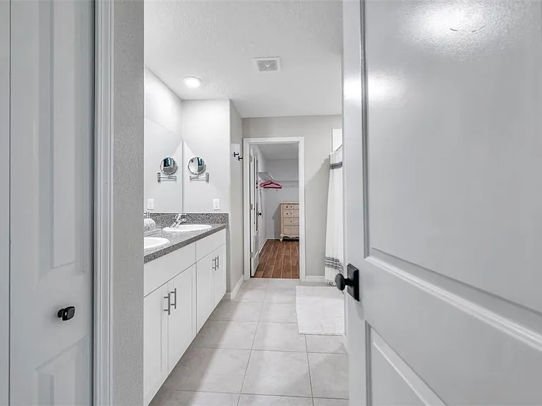 3737 Copperspring Blvd — Photo 5