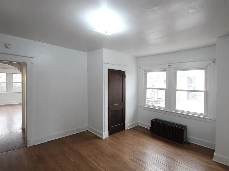 311 Franklin Ave #3 — Photo 10