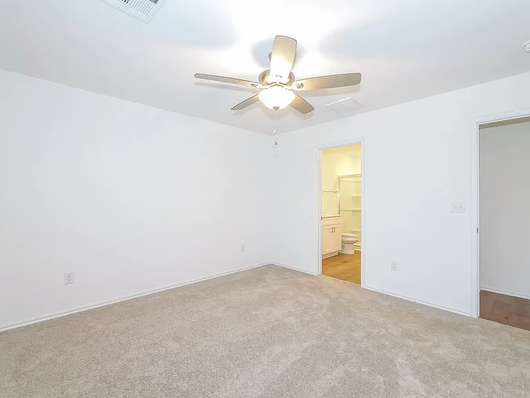 10049 Appaloosa Ln — Photo 9