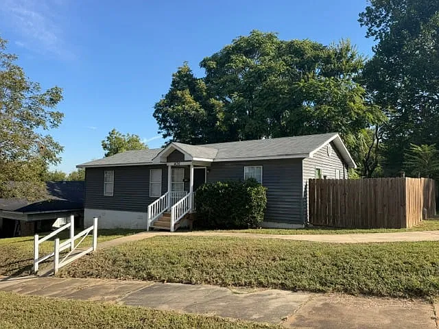 1436 Elizabeth Ave