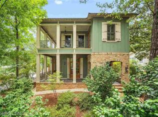 115 Pier Ave, Fairhope, AL 36532