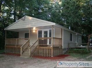 60 Division Rd, Limerick, ME 04048