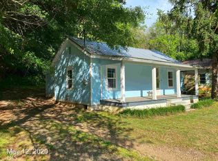 225 Barnett Shoals Rd, Athens, GA 30605