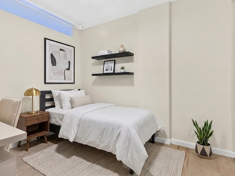 440 E 62nd St #16G — Photo 7
