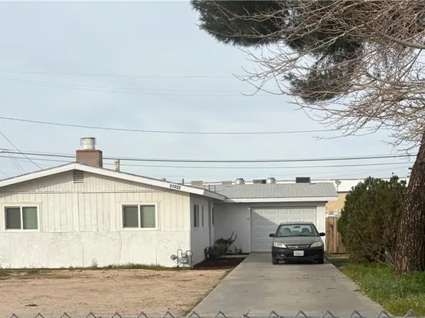 16366 Walnut St, Hesperia, CA 92345