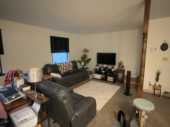 N84W15427 Menomonee Ave APT 6, Menomonee Falls, WI 53051