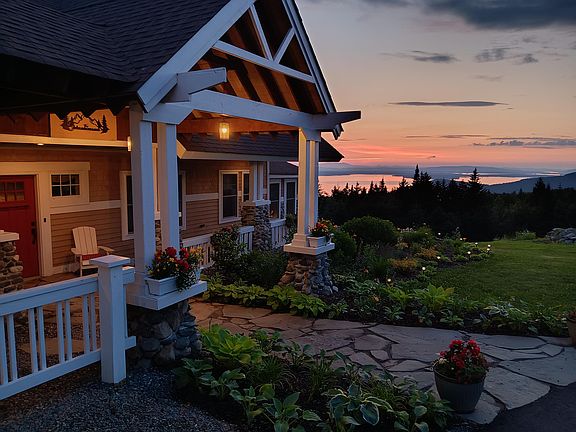 4th image of 111 Moosehead Isle Road