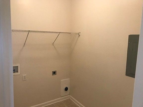 4th image of 118 Parsley Ln APT 204