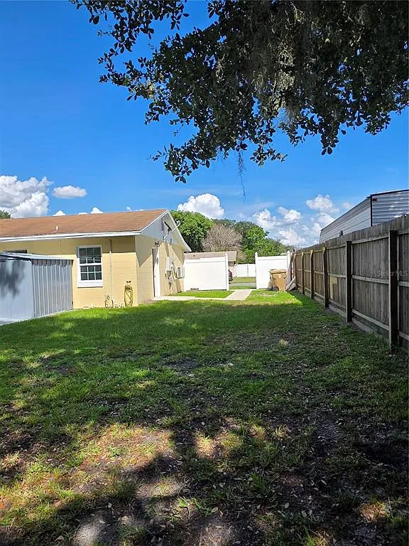 2 bed, 1.0 bath, 759 sqft, $2,000 — Photo 2