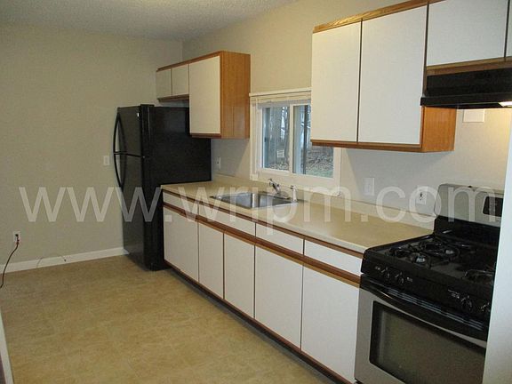 4th image of 353 East Ave