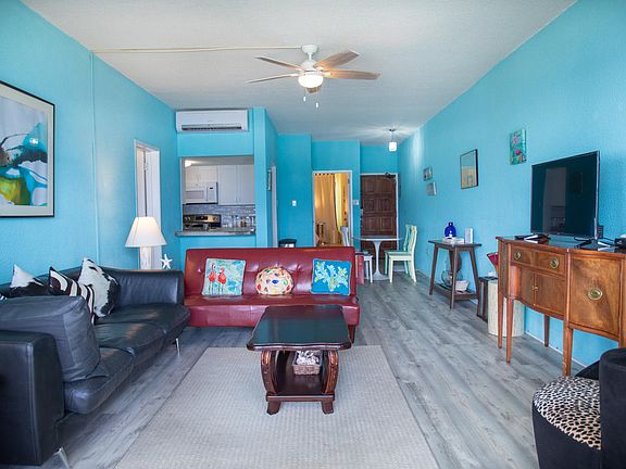 3rd image of 311 Granada Del Mar
